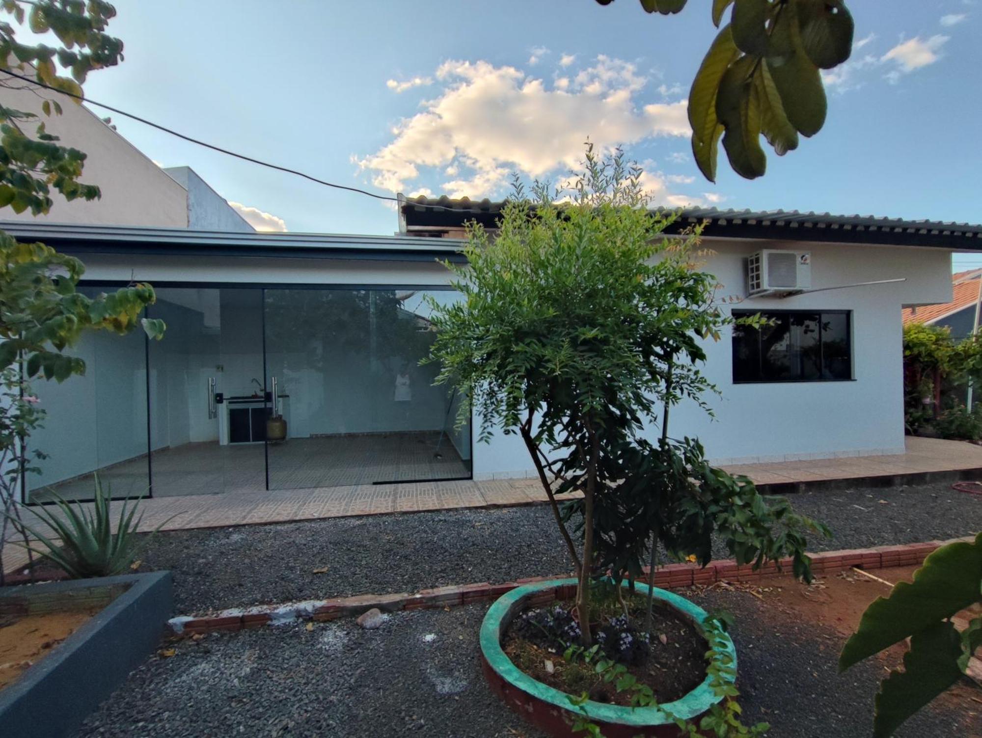 Quarto California Campo Novo do Parecis Εξωτερικό φωτογραφία
