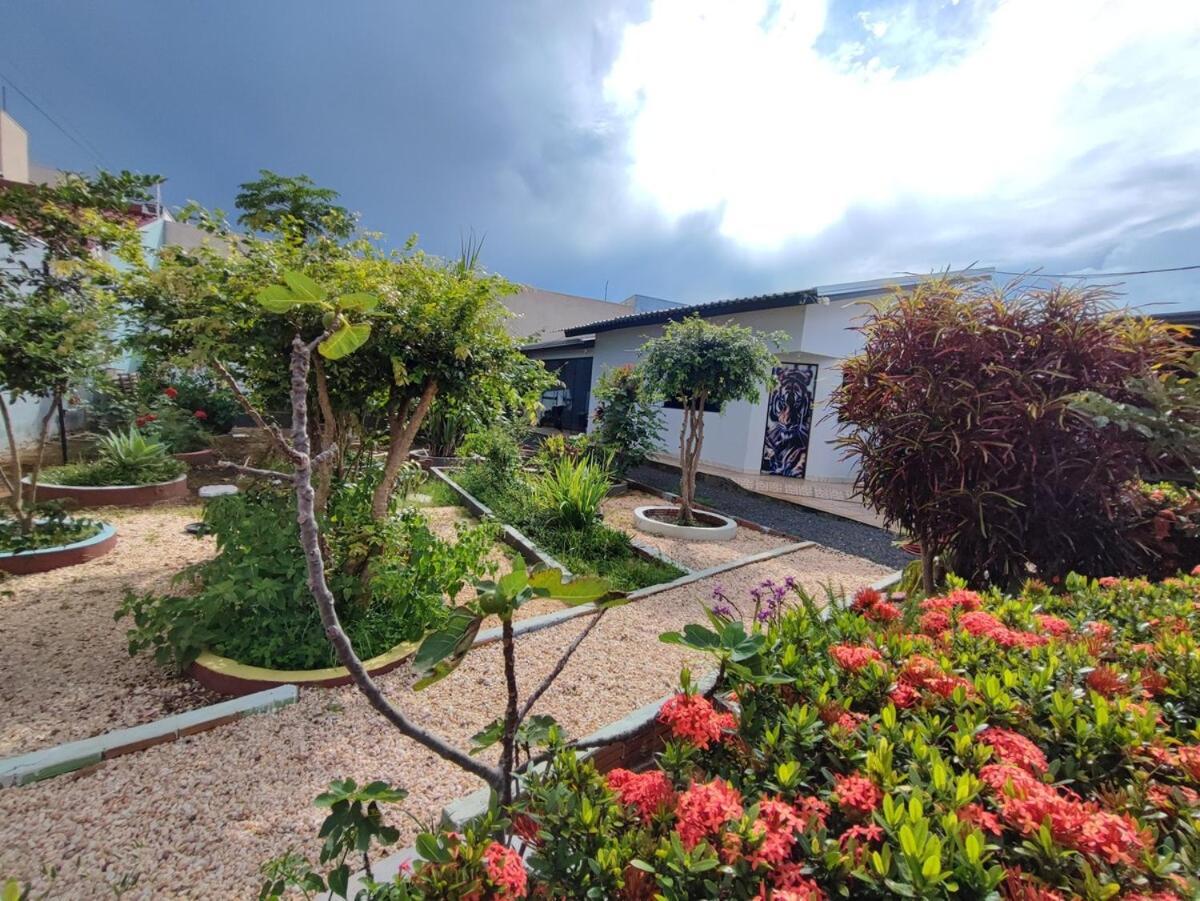 Quarto California Campo Novo do Parecis Εξωτερικό φωτογραφία